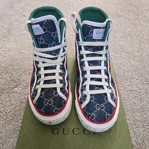 Mens Gucci sneakers